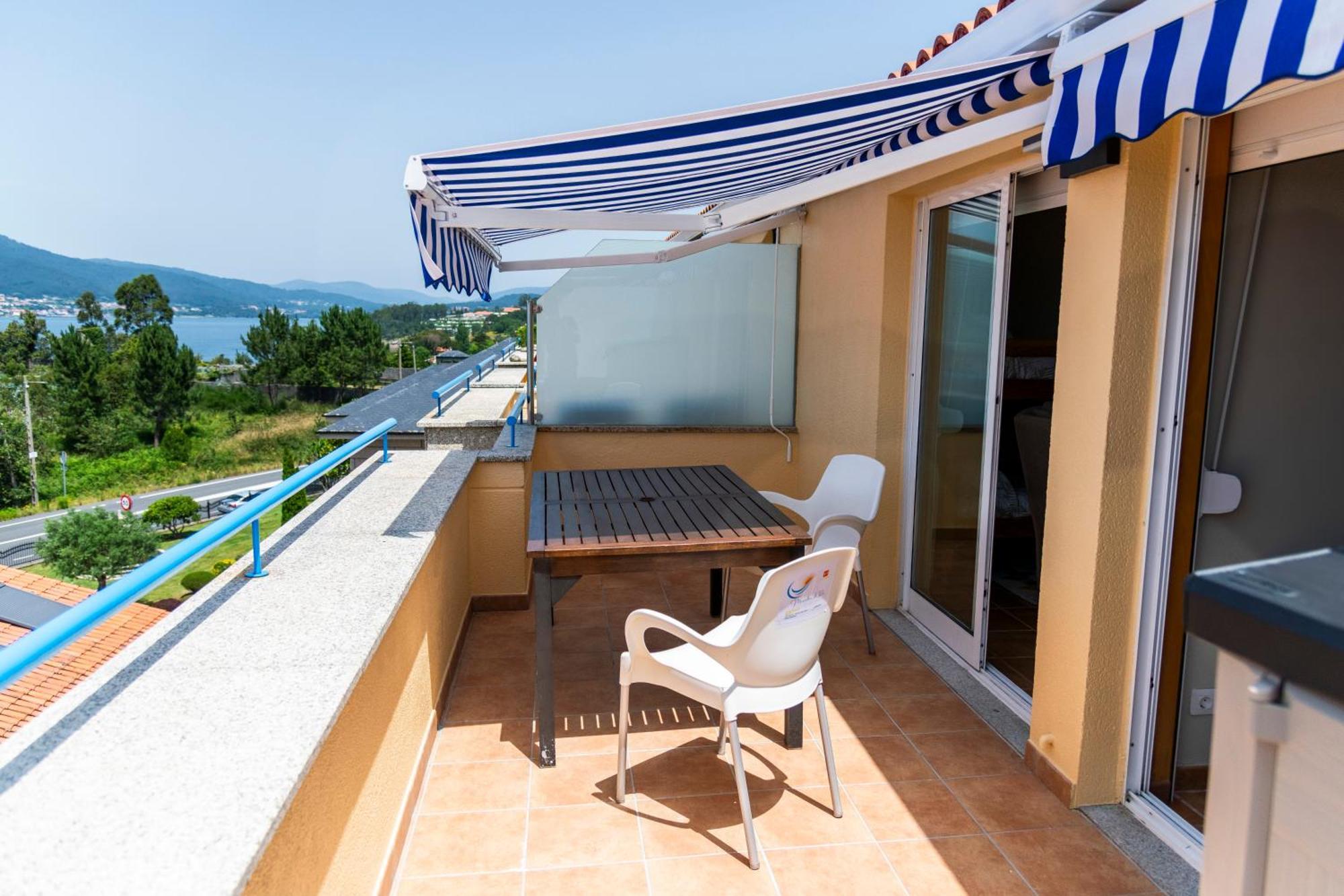 Mirador Da Ria Resort Nautico Portosin Gayanes   Екстериор снимка